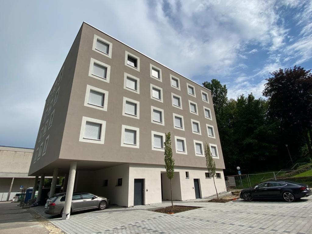 a2 HOTELS Wernau am Quadrium Bagian luar foto